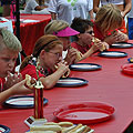 2010festpix/hotdogs/0183a.jpg