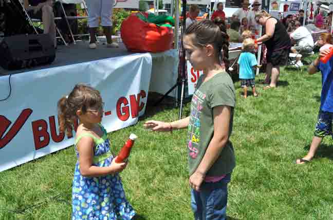 Brooks Catsup Bottle Festival