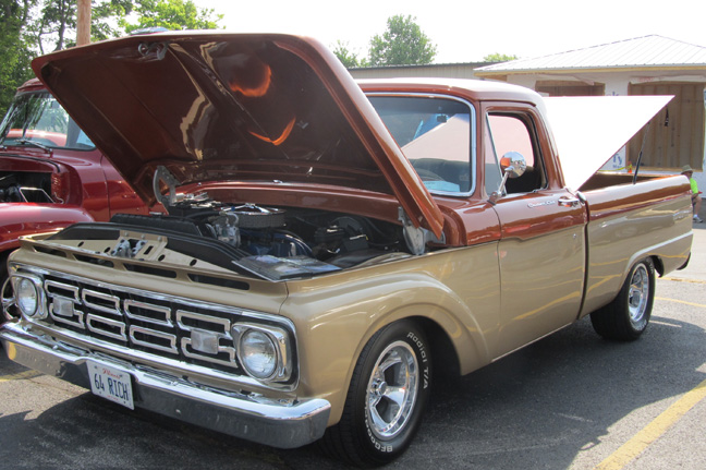 Collinsville Catsup Bottle CIA Car Show