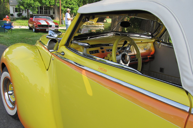 Collinsville Catsup Bottle CIA Car Show