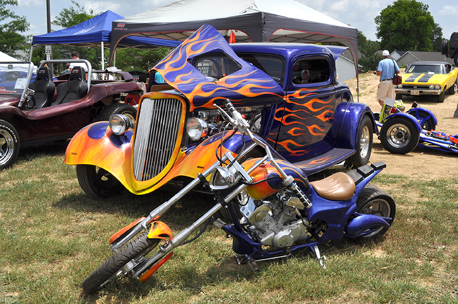 Collinsville Catsup Bottle Car Show