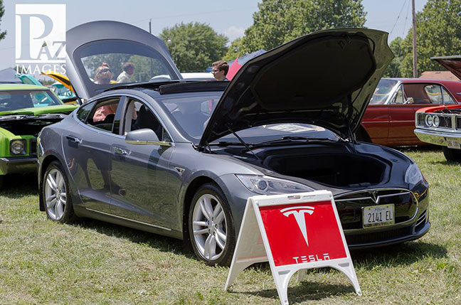 Collinsville Catsup Bottle Car Show