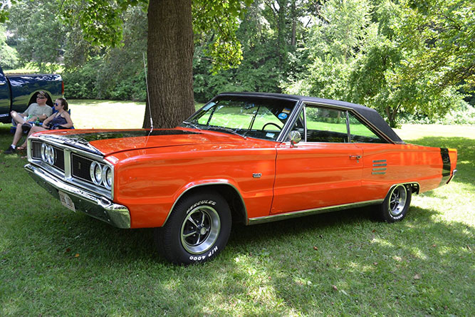 Collinsville Catsup Bottle Car Show